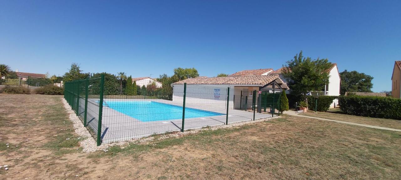 Saint-Sulpice  La Campagne Romantique - Avec Entree Autonome, Clim Neuve, Parking Prive & Sa Piscine ! - מראה חיצוני תמונה